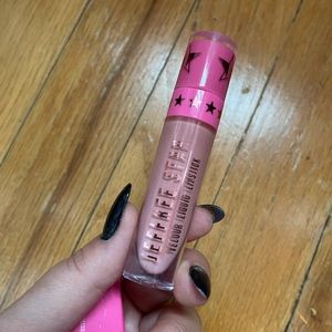 Never used JSC Velour Liquid Lip in Skin Tight